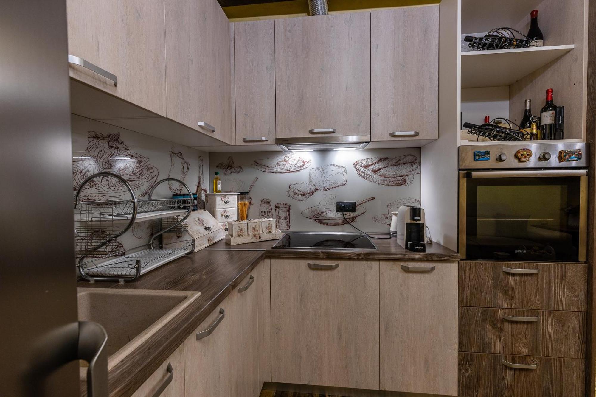 Luxury House Lotos Appartement Golubovci Buitenkant foto
